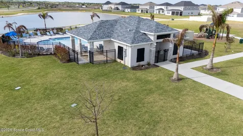 1061 Canfield Circle SE Palm Bay FL 32909