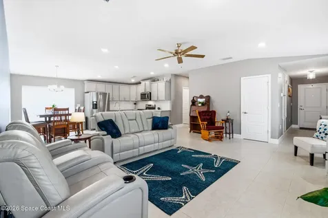 1061 Canfield Circle SE Palm Bay FL 32909