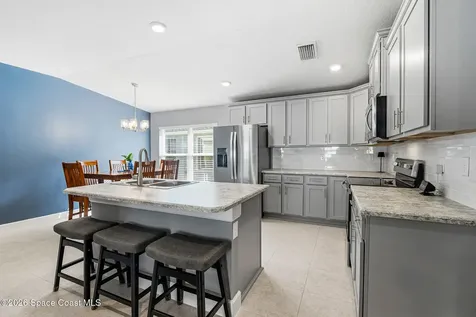 1061 Canfield Circle SE Palm Bay FL 32909