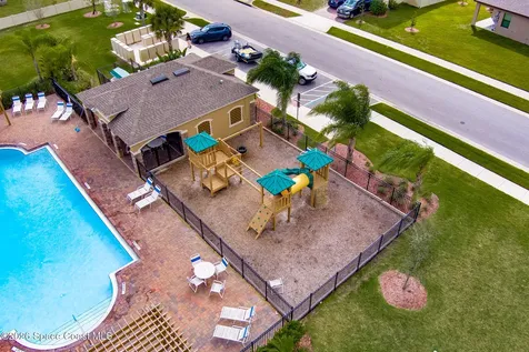 840 Old Country Road SE Palm Bay FL 32909