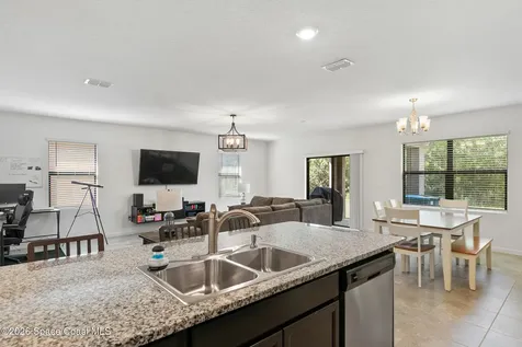 840 Old Country Road SE Palm Bay FL 32909