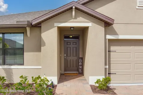 840 Old Country Road SE Palm Bay FL 32909