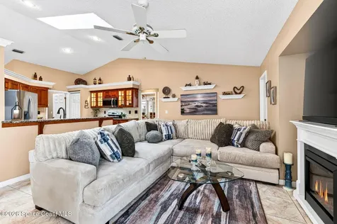 5122 Cocoplum Avenue Melbourne FL 32940