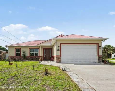 700 Cleaves Street SE Palm Bay FL 32909