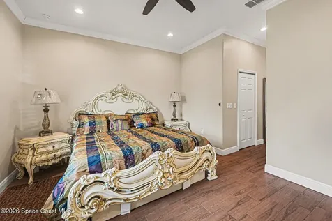 700 Cleaves Street SE Palm Bay FL 32909
