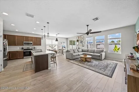 524 Corbin Circle SW Palm Bay FL 32908