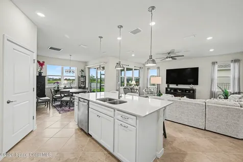 8984 Nixie Avenue Melbourne FL 32940