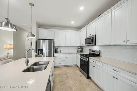 8984 Nixie Avenue Melbourne FL 32940