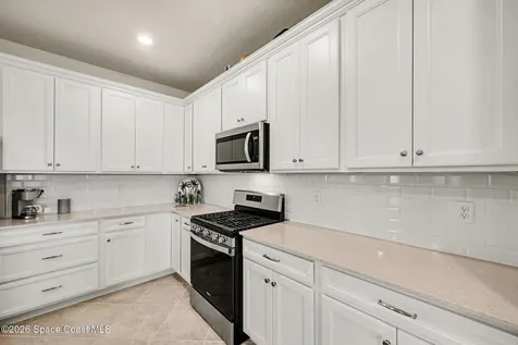 8984 Nixie Avenue Melbourne FL 32940