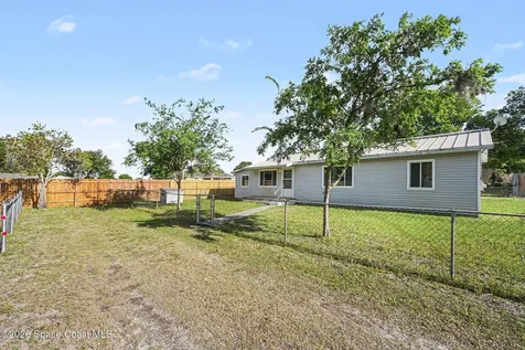 3541 Barney Court Mims FL 32754