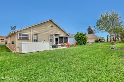 1018 S Fork Circle Melbourne FL 32901