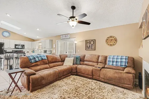 1826 Woodberry Circle Melbourne FL 32935
