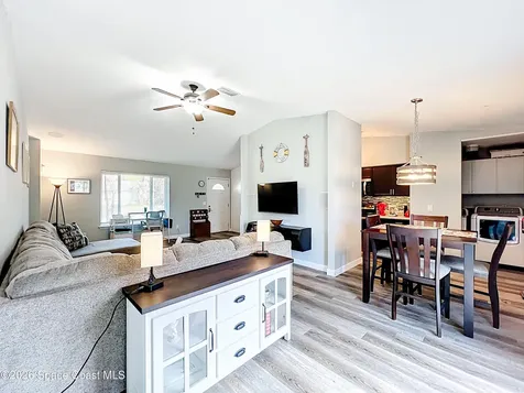 1614 Earlham Avenue NW Palm Bay FL 32907
