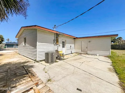 122 Eden Avenue Satellite Beach FL 32937