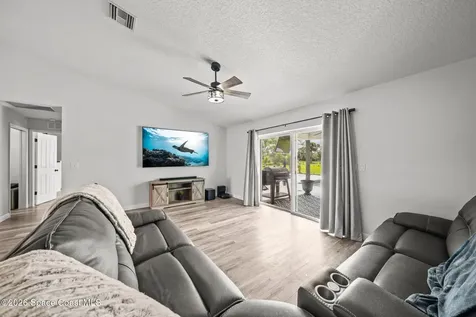 4364 Prentice Lane Mims FL 32754