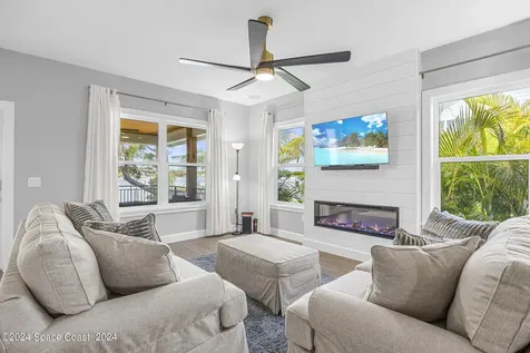 19 Vip Island Grant-valkaria FL 32949