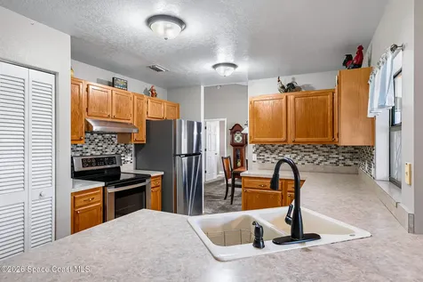 211 Seahorse Circle SE Palm Bay FL 32909