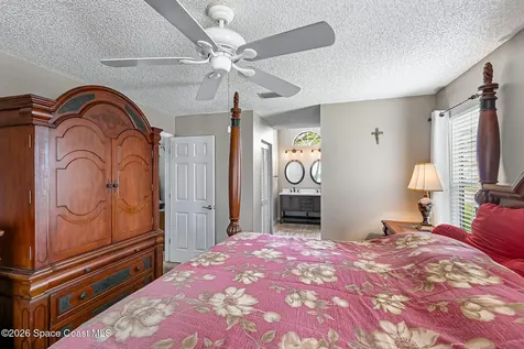 211 Seahorse Circle SE Palm Bay FL 32909