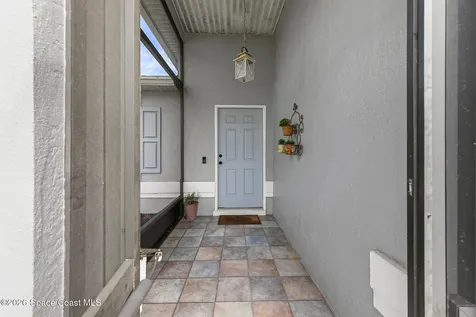 211 Seahorse Circle SE Palm Bay FL 32909