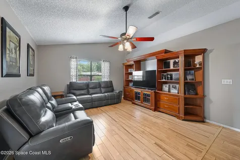 211 Seahorse Circle SE Palm Bay FL 32909