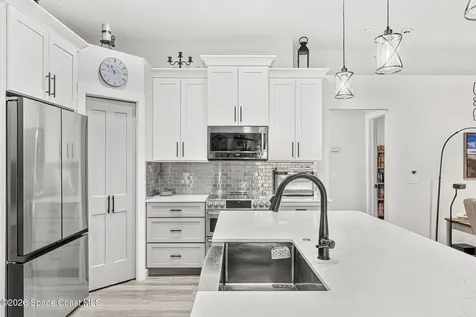 1099 Meadowbrook Road NE Palm Bay FL 32905