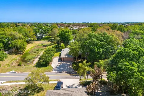1099 Meadowbrook Road NE Palm Bay FL 32905