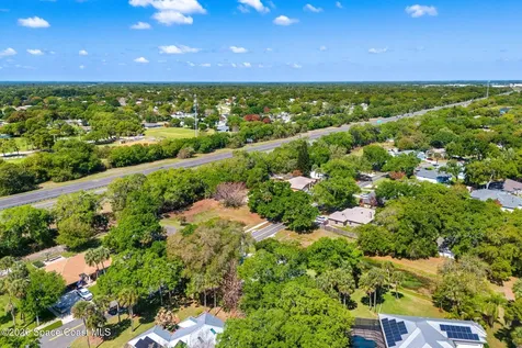 1099 Meadowbrook Road NE Palm Bay FL 32905