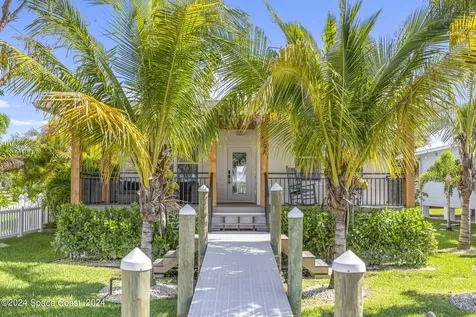 19 Vip Island Grant-valkaria FL 32949