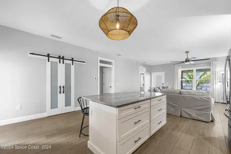19 Vip Island Grant-valkaria FL 32949