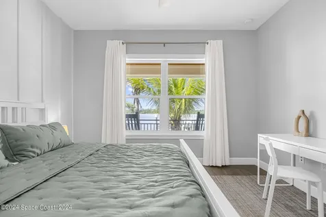 19 Vip Island Grant-valkaria FL 32949