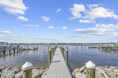 19 Vip Island Grant-valkaria FL 32949