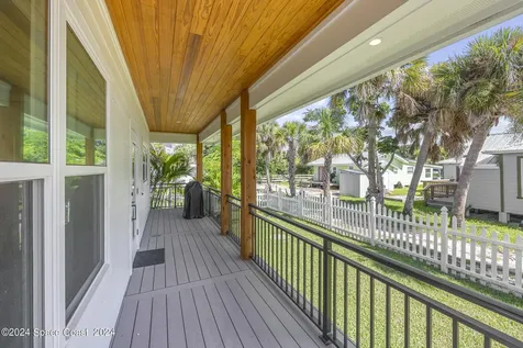 19 Vip Island Grant-valkaria FL 32949