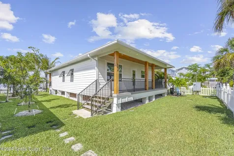 19 Vip Island Grant-valkaria FL 32949