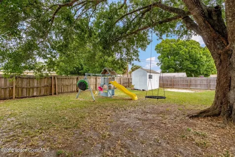 2255 15th Avenue SW Vero Beach FL 32962