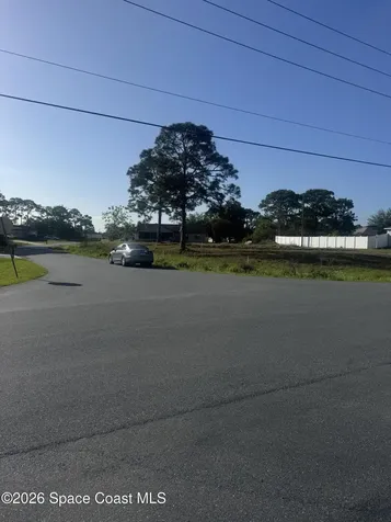 2901 Toulon Road SE Palm Bay FL 32909
