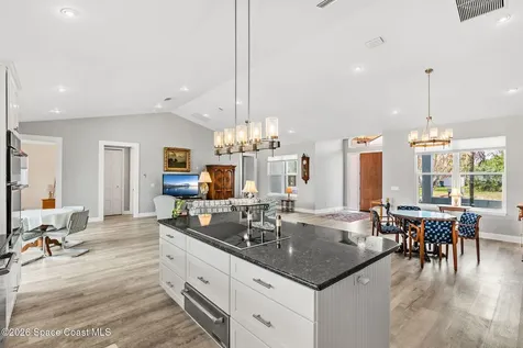 112 Cat Cay Lane Indian Harbour Beach FL 32937