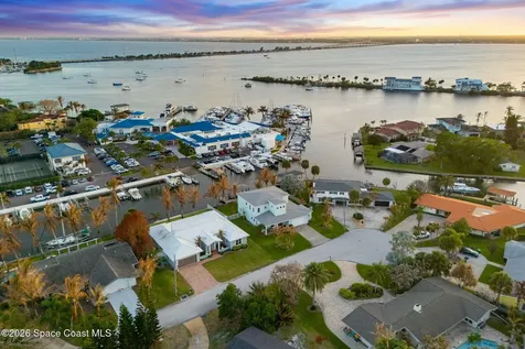 112 Cat Cay Lane Indian Harbour Beach FL 32937