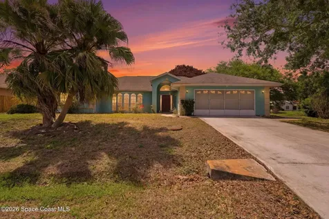 400 Vin Rose Circle SE Palm Bay FL 32909