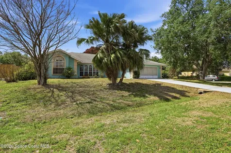 400 Vin Rose Circle SE Palm Bay FL 32909
