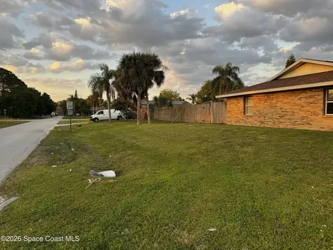 377 Emerson Drive NW Palm Bay FL 32907