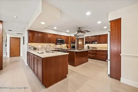 3071 Rio Palma N Indialantic FL 32903