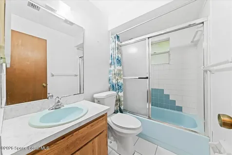 2066 Acacia Street NE Palm Bay FL 32905
