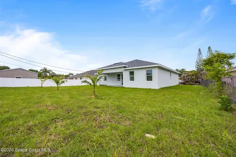 420 Di Lido Street NE Palm Bay FL 32907