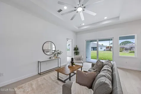 420 Di Lido Street NE Palm Bay FL 32907