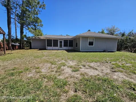 730 Daniels Avenue SW Palm Bay FL 32908