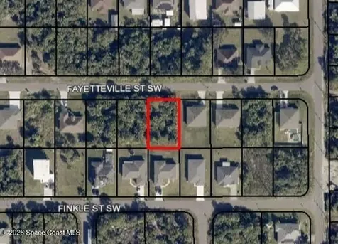 134 Fayetteville Street SW Palm Bay FL 32908