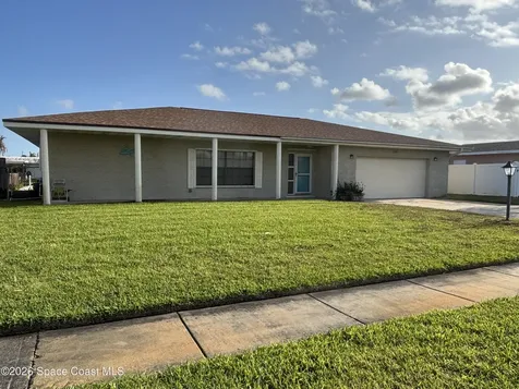 1725 E Riviera Drive Merritt Island FL 32952