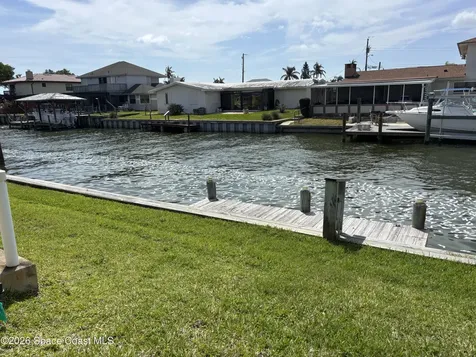 1725 E Riviera Drive Merritt Island FL 32952