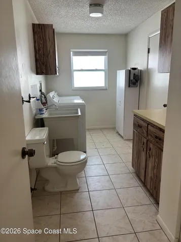 1725 E Riviera Drive Merritt Island FL 32952