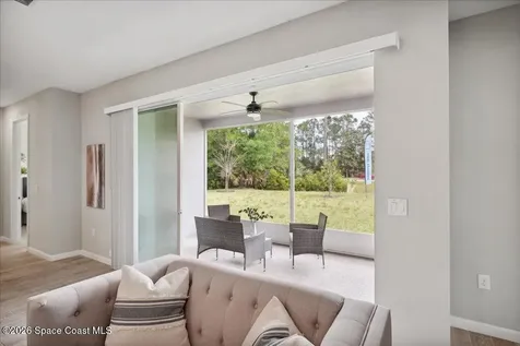 550 Charlotta Avenue SE Palm Bay FL 32909